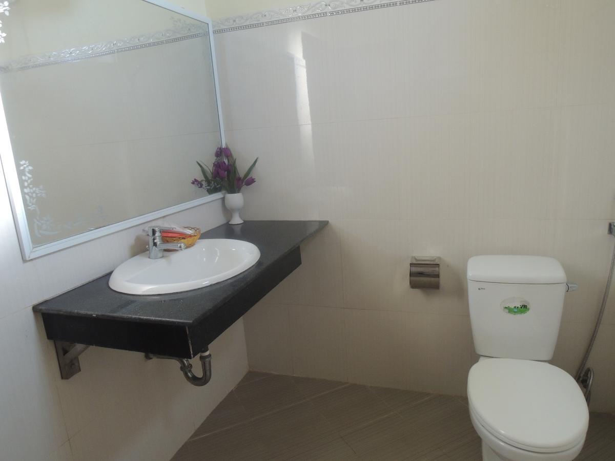 Ngan Ha Hotel Ðồng Hới Ngoại thất bức ảnh